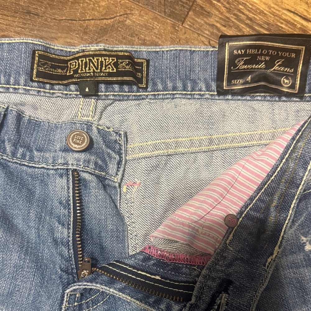 PINK Victoria’s Secret Distressed Cropped Skinny Jeans · Light Blue· Rhinestones - Picture 3 of 6